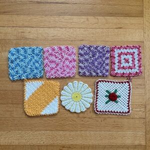 7 Vintage Pot Holders, Hot Pads